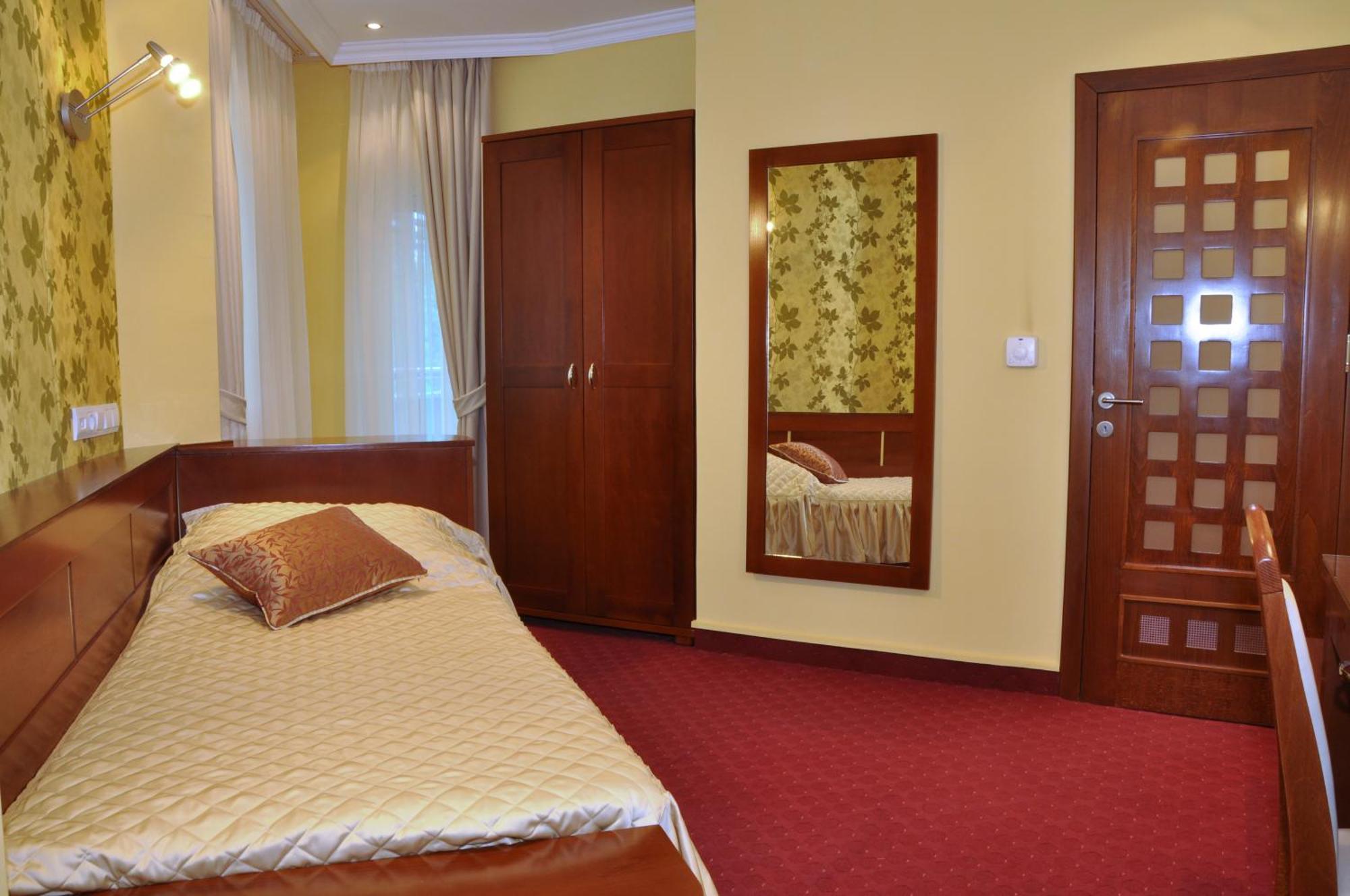 Hotel Botika Kraljevo Eksteriør billede